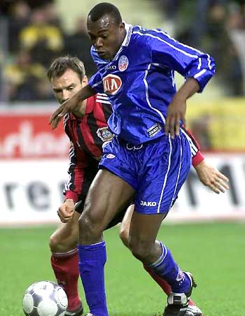 而西班牙夺 而西班牙夺